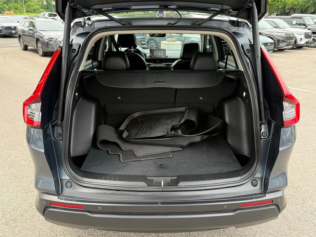 Used 2024 Gray Honda EX-L image 27