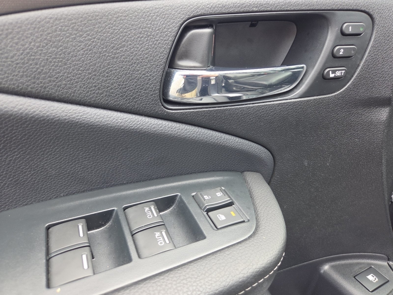 Certified Used 2023 Modern Steel Metallic Honda RTL image 33