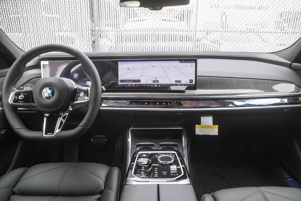 New 2026 Black Sapphire Metallic BMW 740i image 9