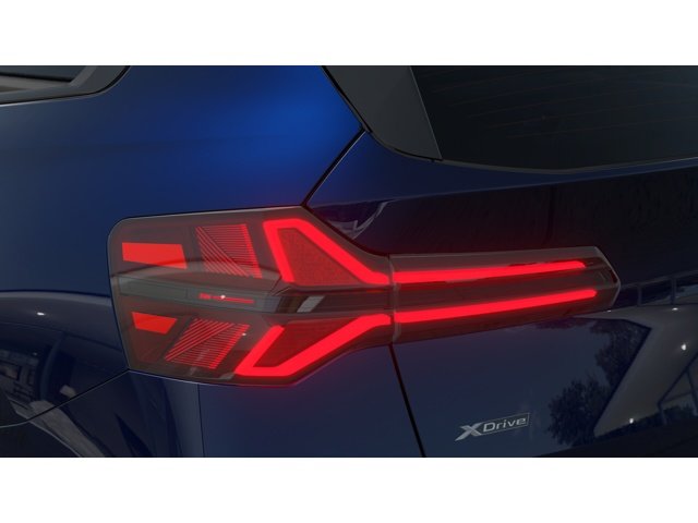 New 2026 Tanzanite Blue II Metallic BMW  image 8