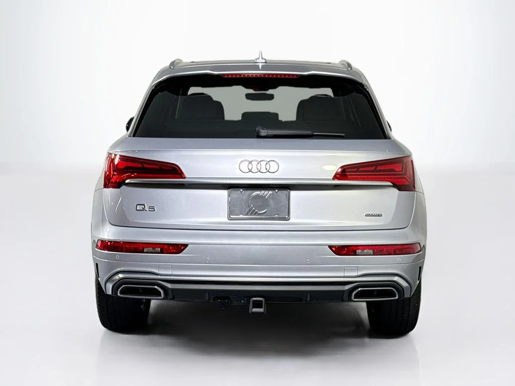 Used 2023 Florett Silver Metallic Audi 45 S line Prestige image 4