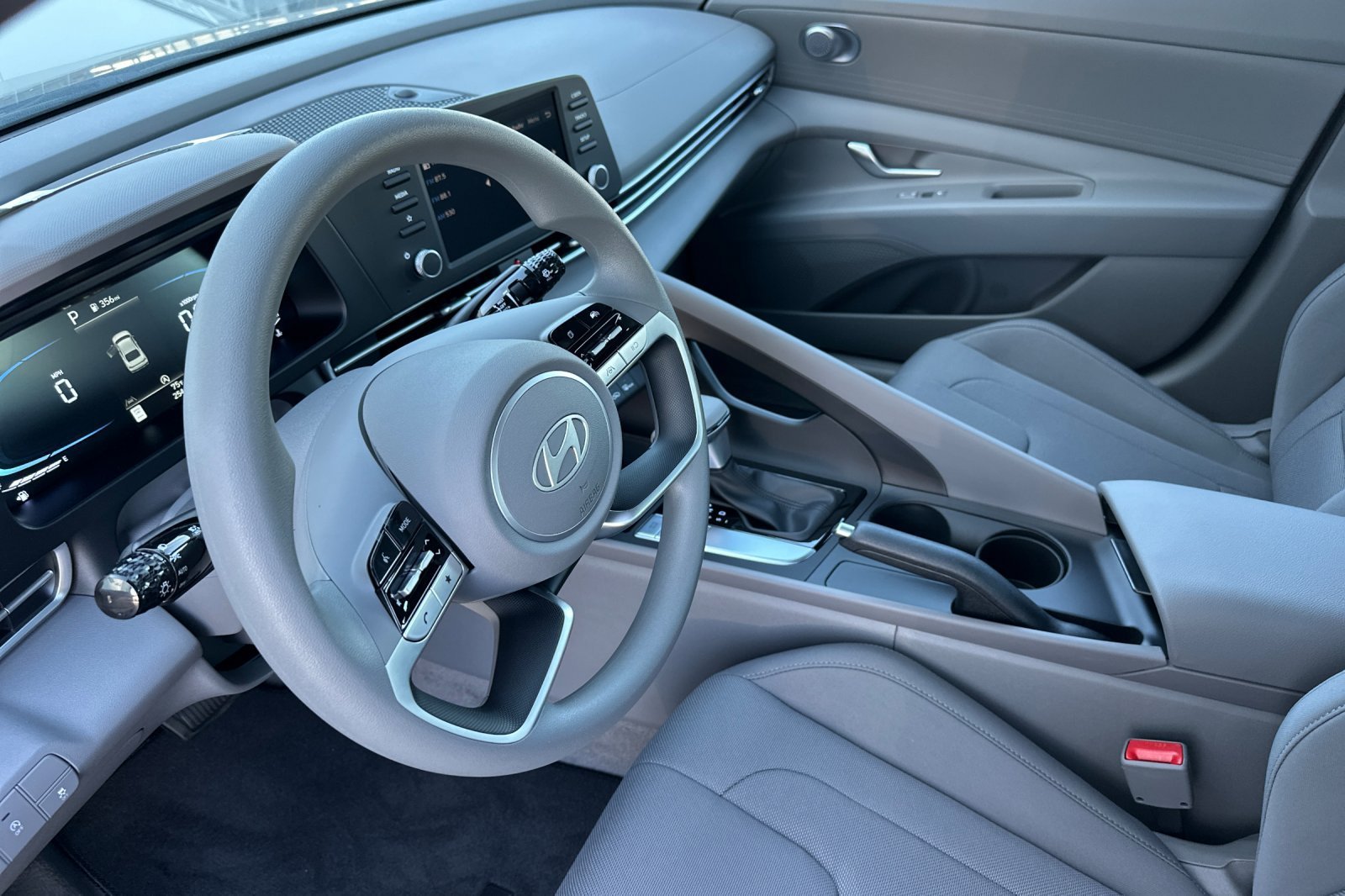 New 2026 Ecotronic Gray Hyundai SE image 29