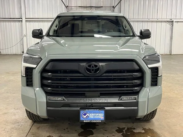 Used 2024  Toyota SR5 image 2