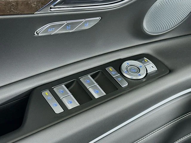 New 2025 Gray Genesis 3.5T Advanced image 11
