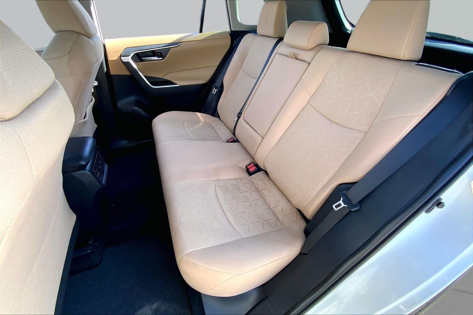 Used 2024 Ice Cap Toyota XLE image 20
