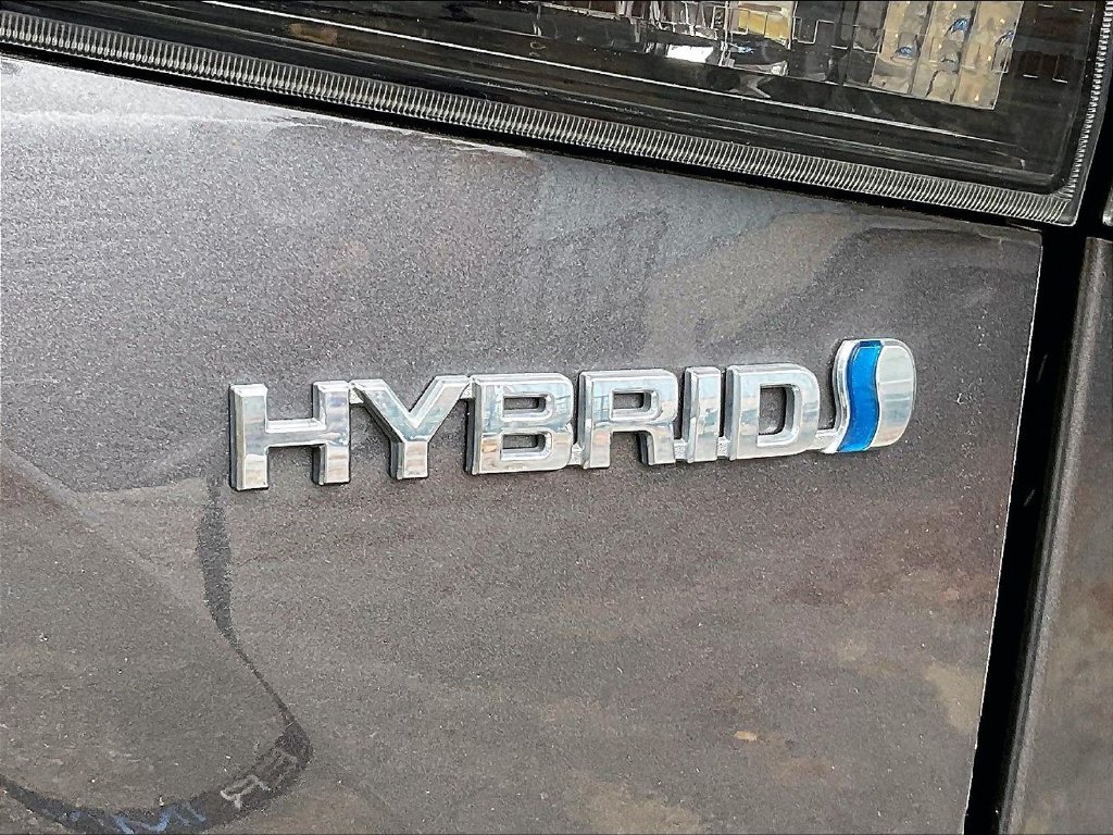 Used 2021 Magnetic Gray Metallic Toyota XLE image 30