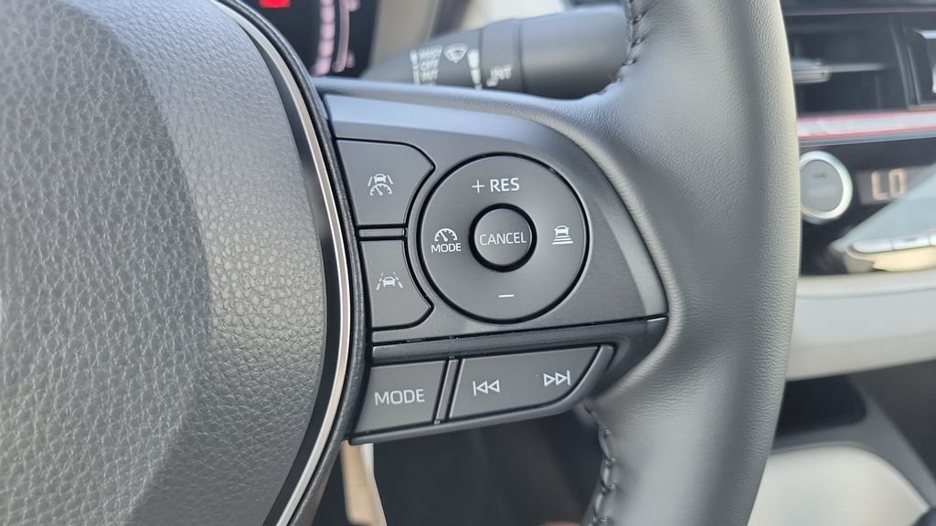 New 2026 Wind Chill Pearl <sup>1</sup> Toyota  SE image 19