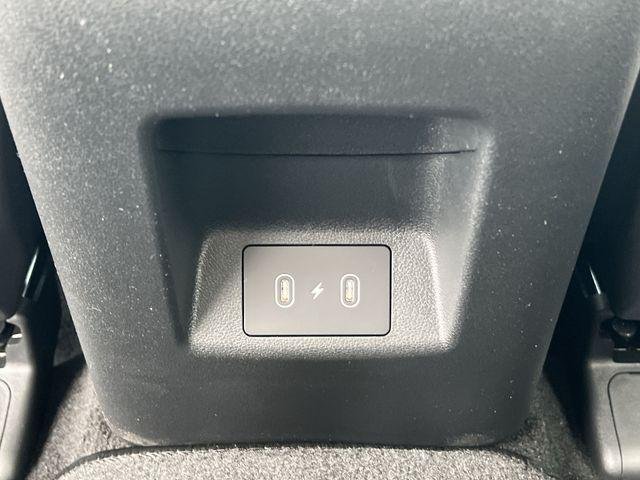 New 2026 Gray Hyundai SEL FWD image 33