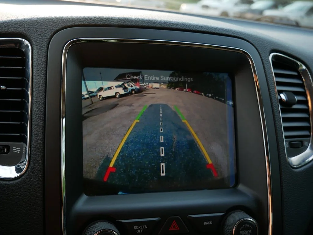 Used 2015 Gray Dodge SXT image 29
