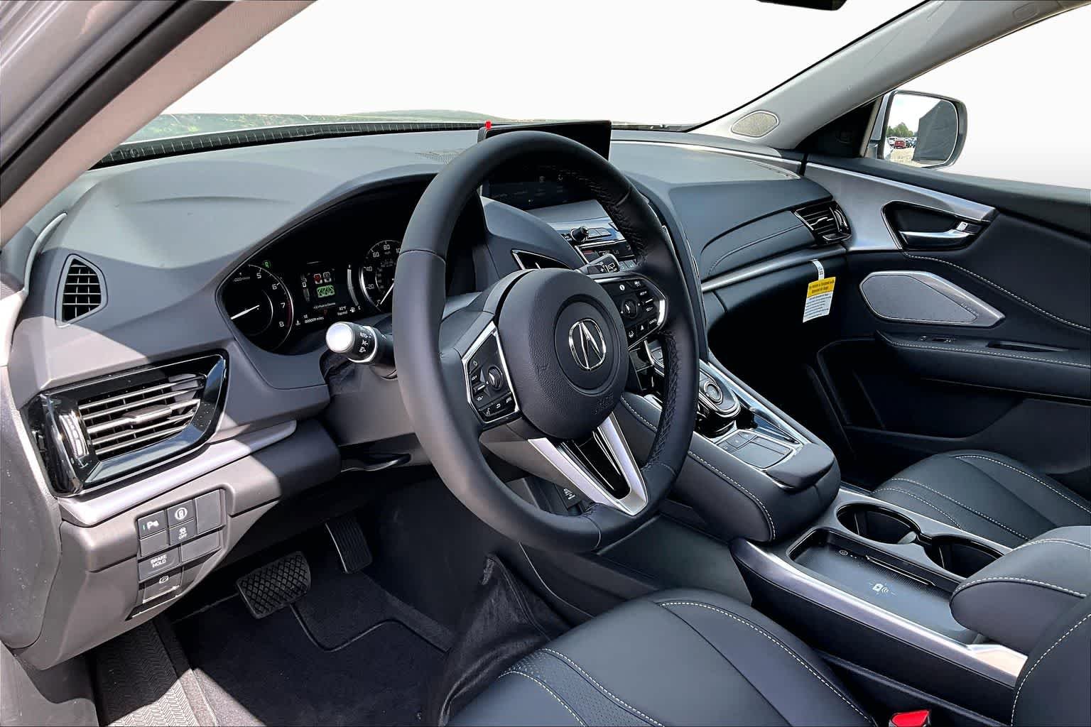 New 2026 Solar Silver Metallic Acura w/Technology Package image 8