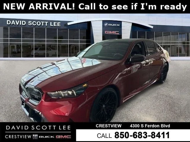Used 2025 Vegas Red Metalli BMW  image 1