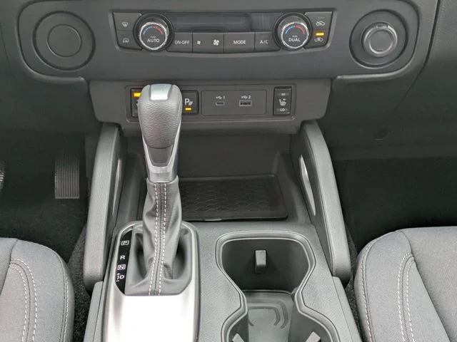 New 2026 Glacier White Nissan Crew Cab SV image 19