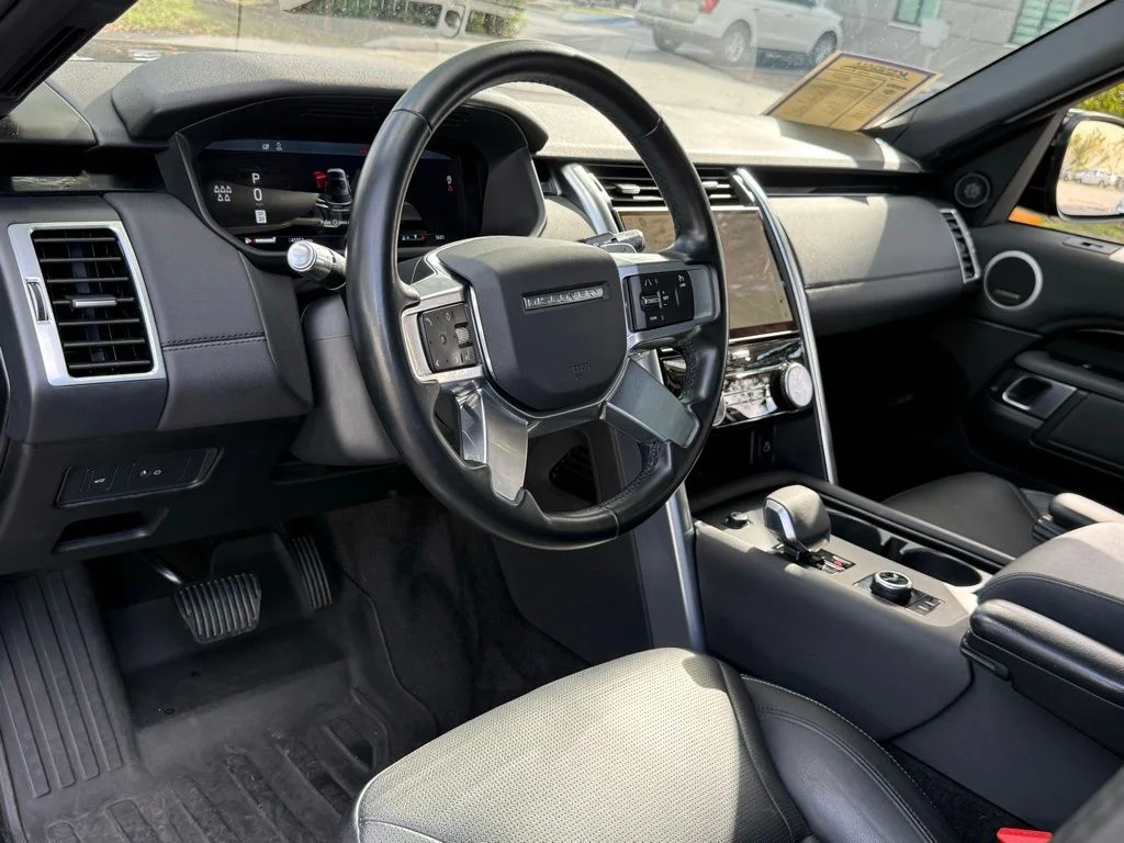 Used 2021 Black Land Rover S image 49