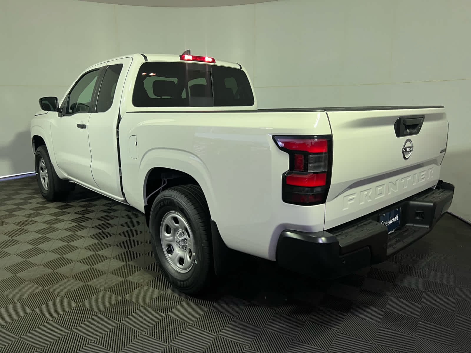 New 2026 Glacier White Nissan King Cab® S image 5