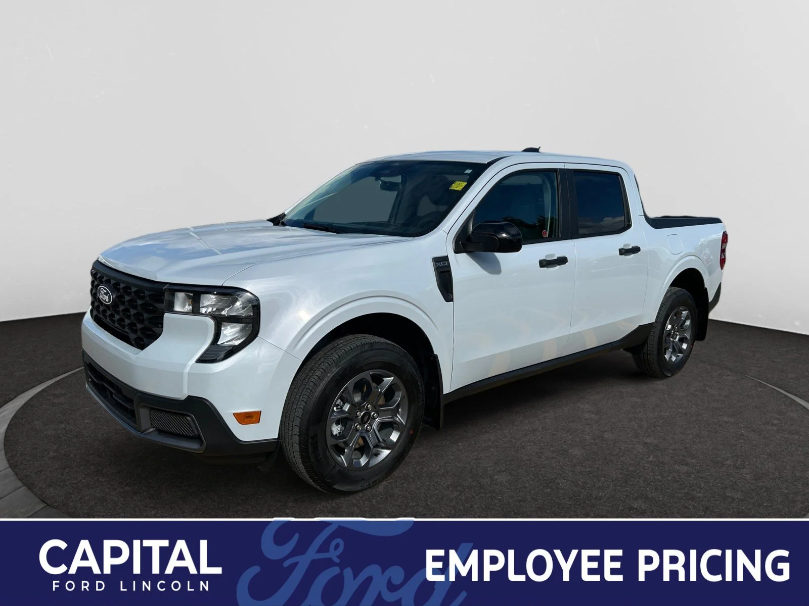 New 2026 Space White Metallic Ford XLT image 1