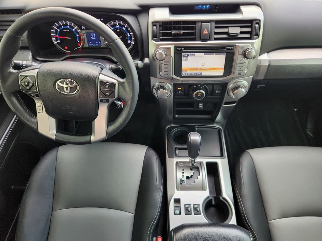 Used 2016 Super White Toyota SR5 Premium image 25