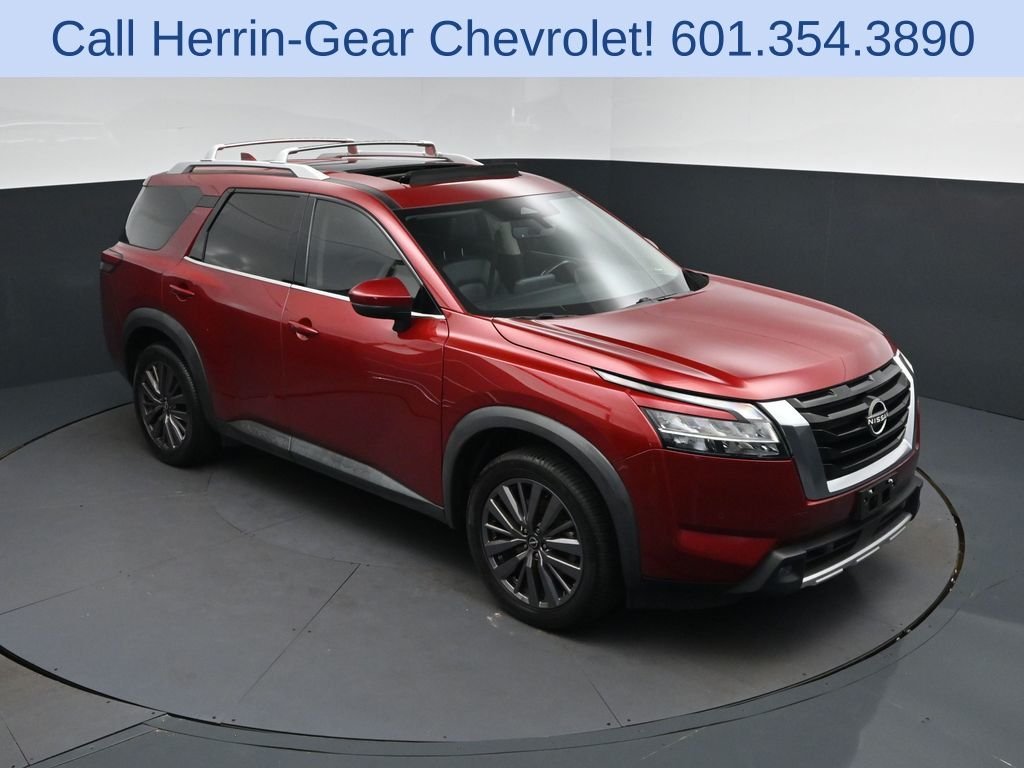 Used 2023 Red Nissan SL image 37