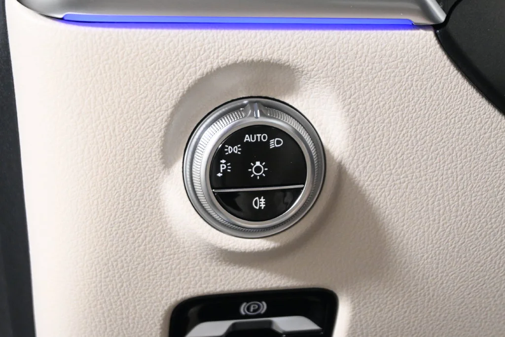New 2027 Black Mercedes-Benz CLE 300 image 32