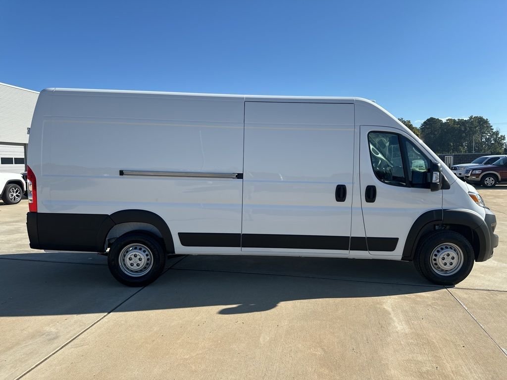 New 2026 Bright White Clear-Coat Exterior Paint RAM High Roof image 8