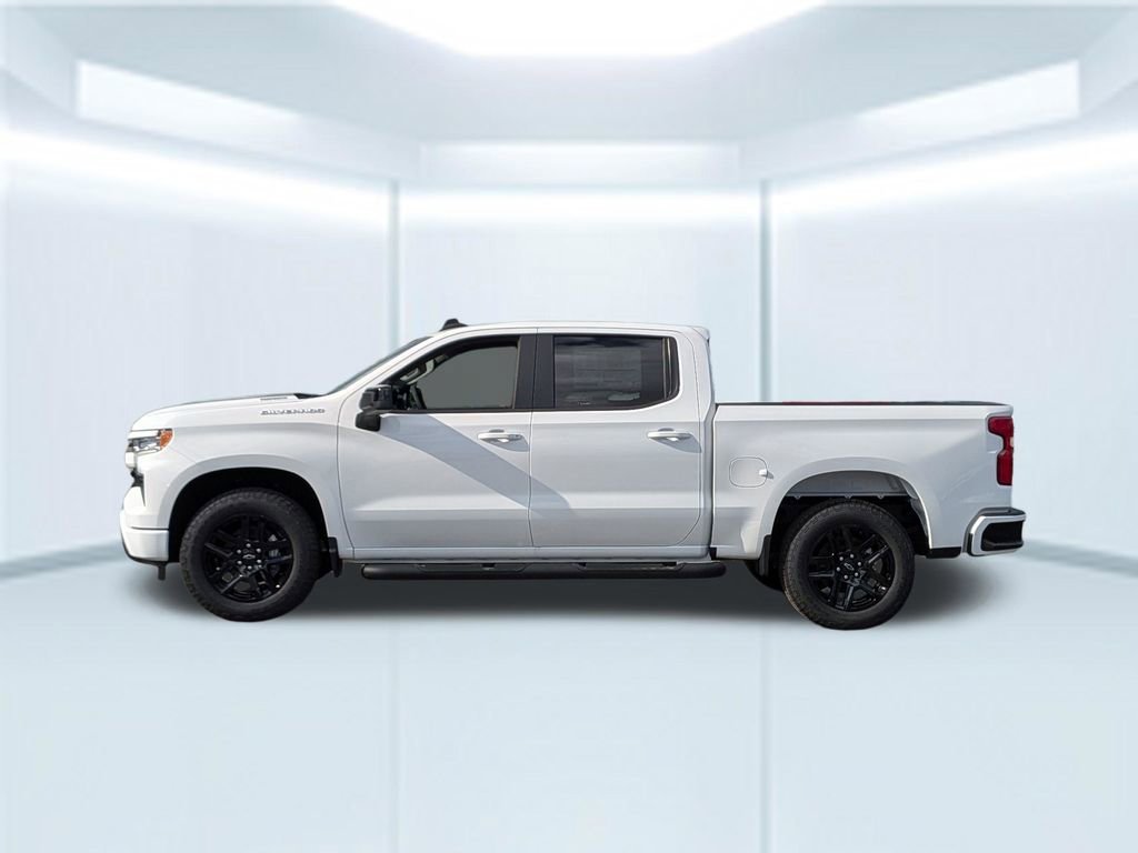 New 2026 Summit White Chevrolet RST image 2