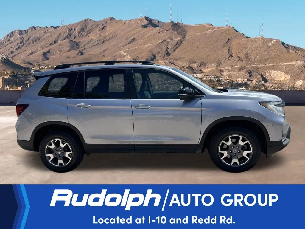 Certified Used 2023 Lunar Silver Metallic Honda AWD TRAILSPORT image 6