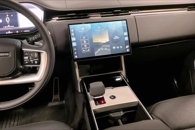 Certified Used 2025 Green Land Rover SE image 5