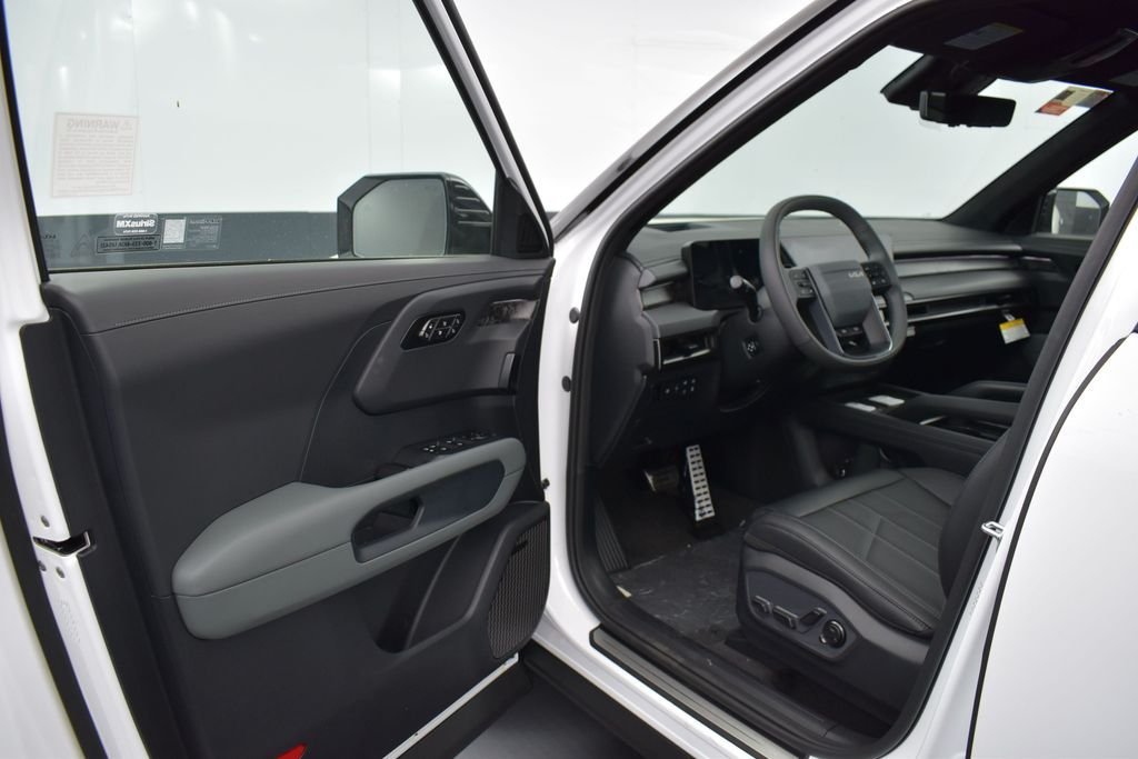 New 2027 Glacial White Pearl Kia X-Pro SX Prestige image 5