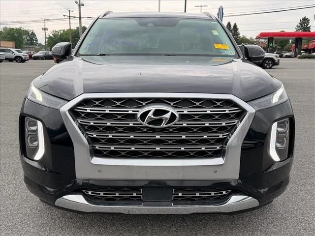 Used 2020 Black Hyundai Limited image 34