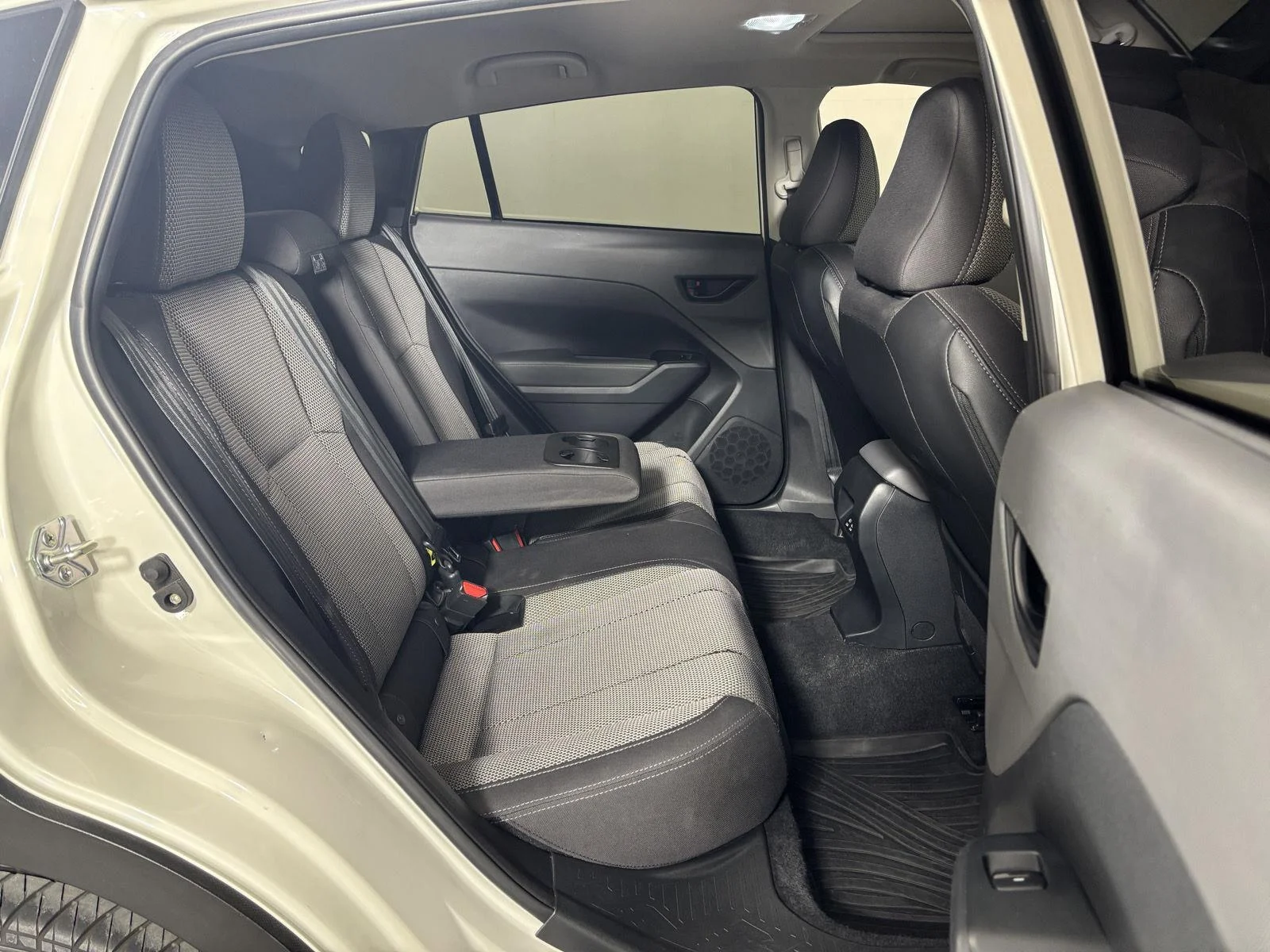 Used 2024 Crystal White Pearl Subaru Premium image 18
