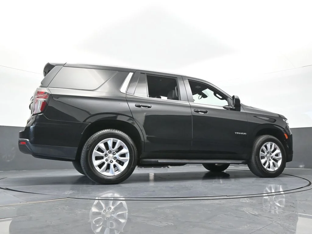 Used 2022 Black Chevrolet LT image 61