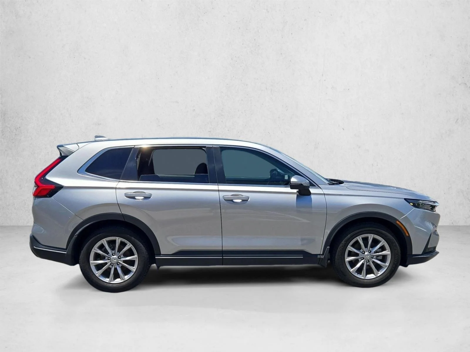 Used 2024 Lunar Silver Metallic Honda EX-L image 4