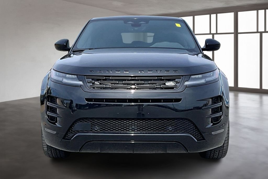 Used 2025 Santorini Black Metallic Land Rover Dynamic image 3