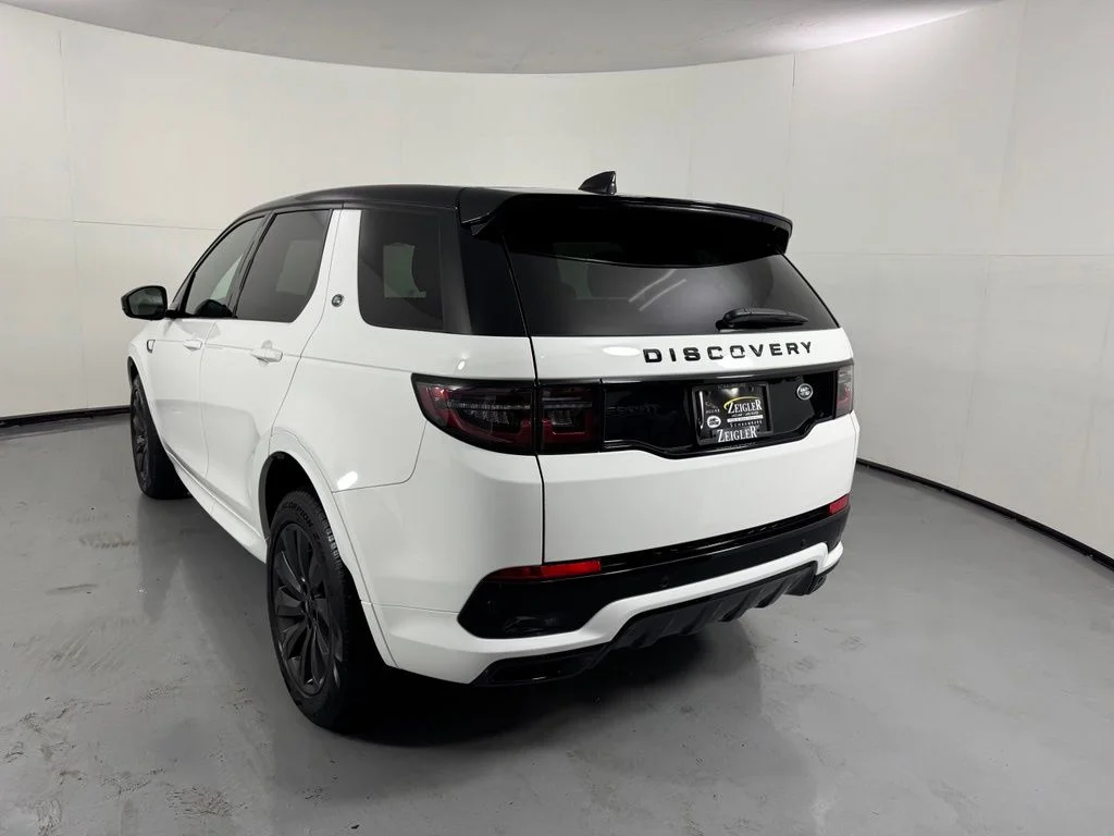 Used 2022 Fuji White Land Rover S R-Dynamic image 9