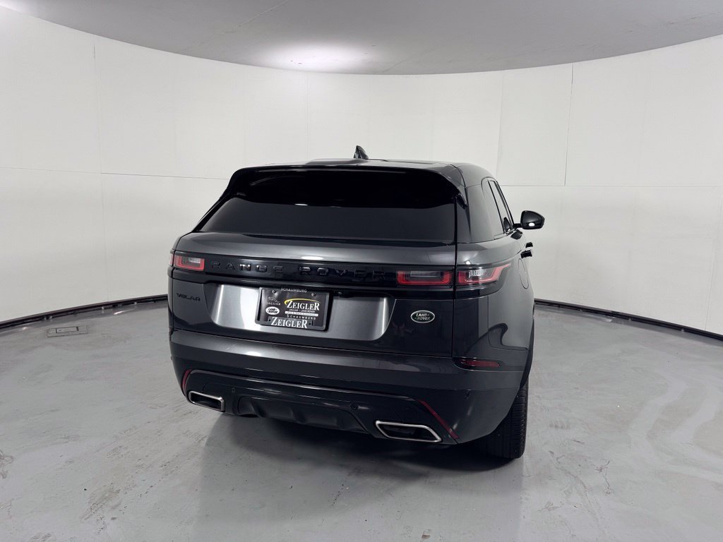 Used 2023 Gray Land Rover R-Dynamic S MHEV image 5