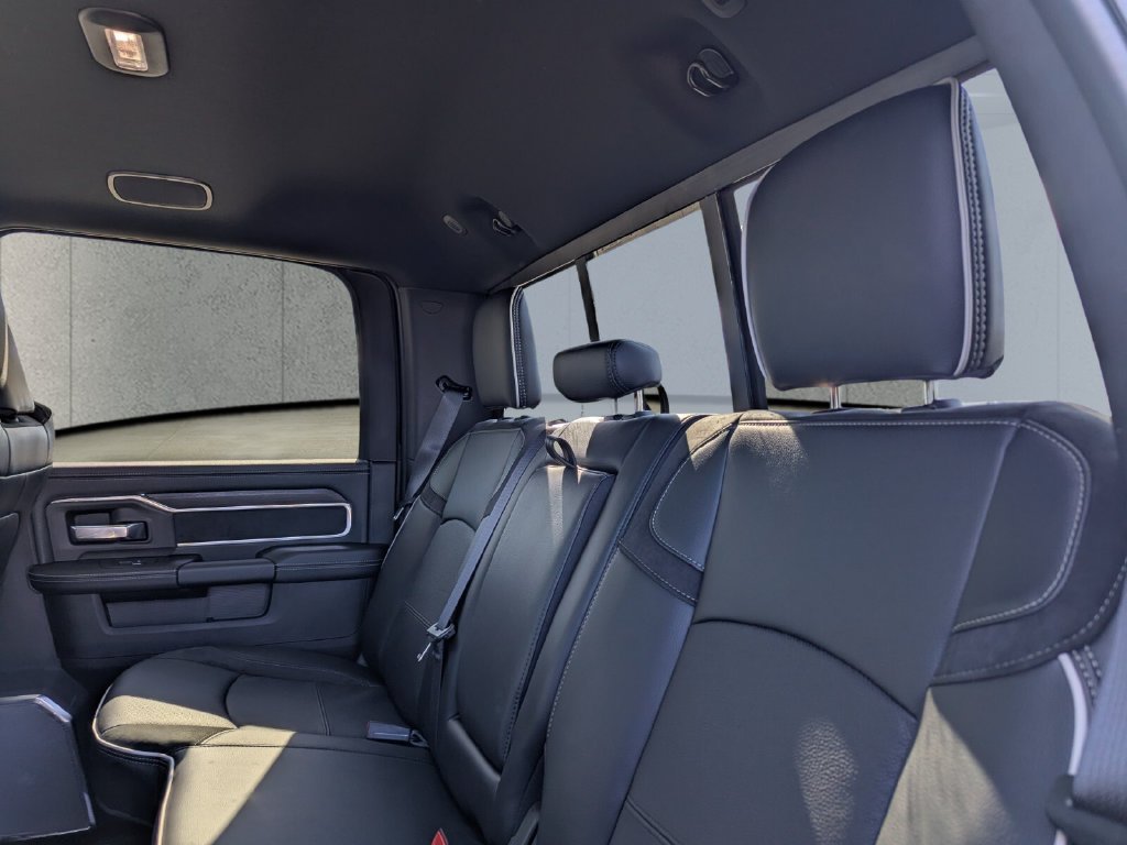 New 2026 Diamond Black Crystal Pearl-Coat Exterior Paint RAM Laramie image 8