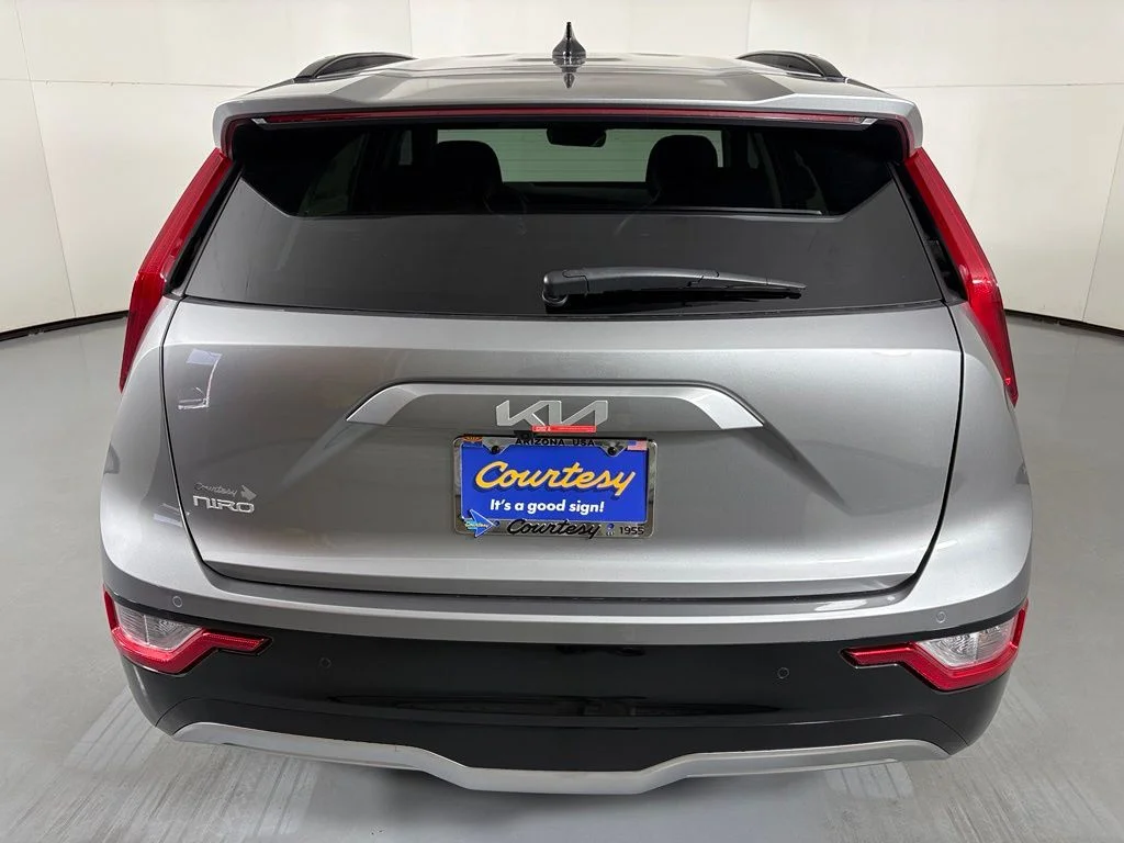 New 2026 Steel Gray Kia WIND image 7