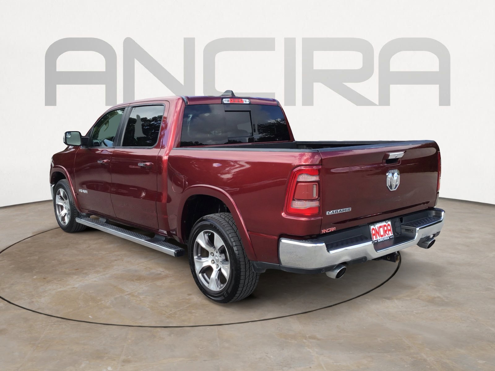 Used 2020 Delmonico Red Pearlcoat Ram Laramie image 8