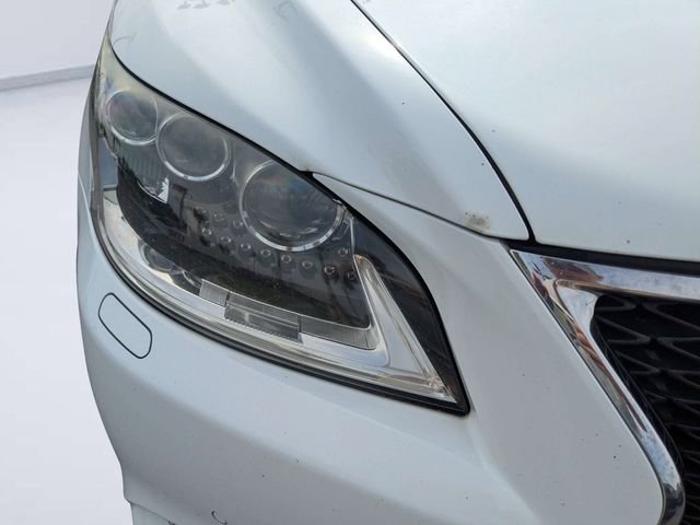 Used 2016 White Lexus 460 image 9