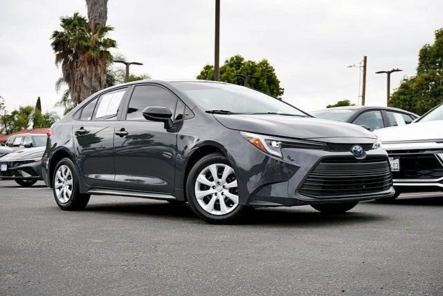 2025 Toyota Corolla Hybrid LE