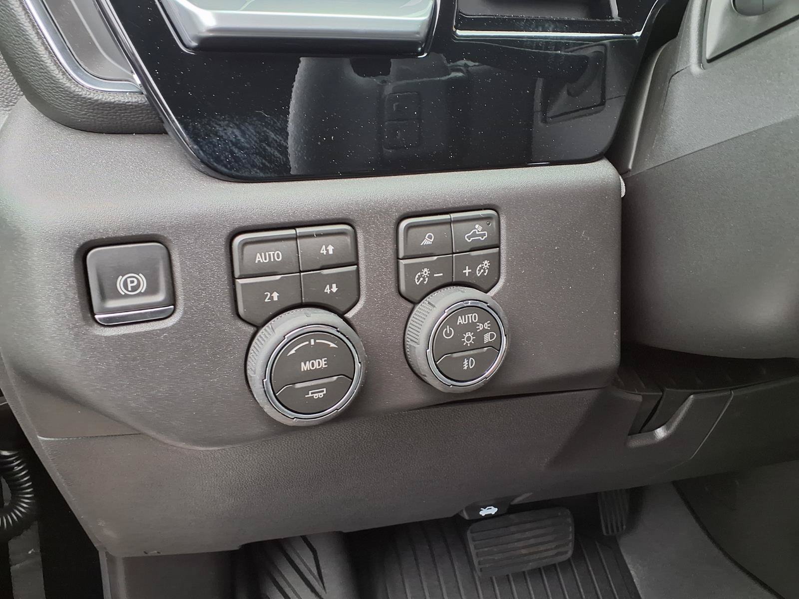 2026 Chevrolet Silverado 1500 LT Trail Boss - Photo 8