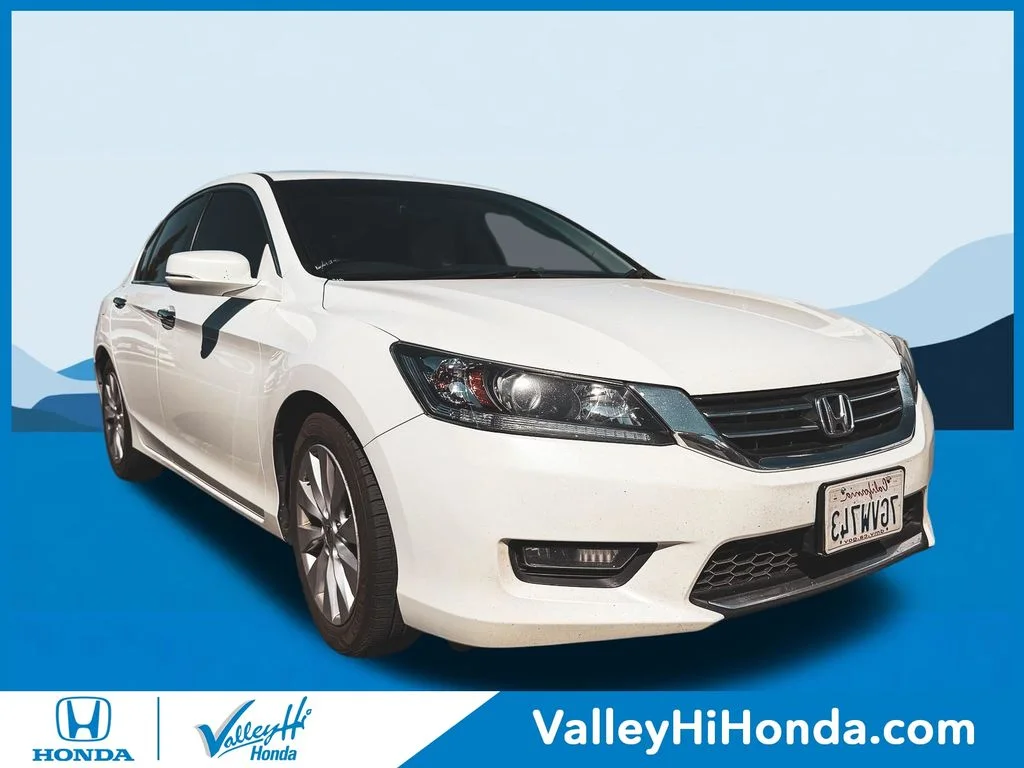 Used 2014 White Honda EX image 1