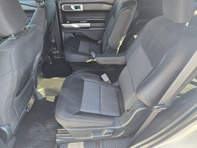 Used 2022 Silver Ford XLT image 9