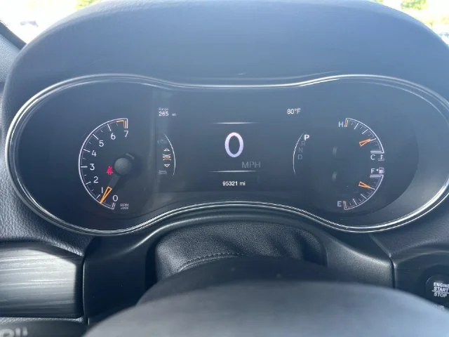Used 2020 White Jeep Altitude image 16