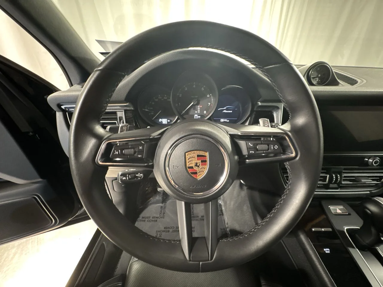 2024 Porsche Macan Base - Photo 24