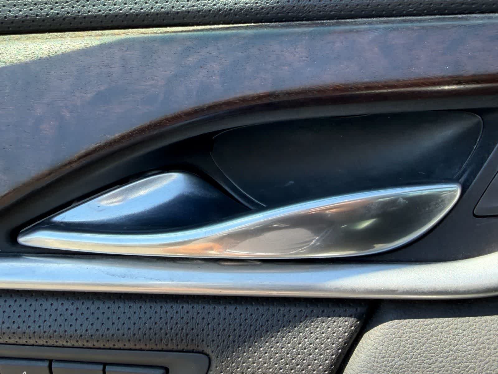 Used 2019 Radiant Silver Metallic Cadillac Luxury image 8