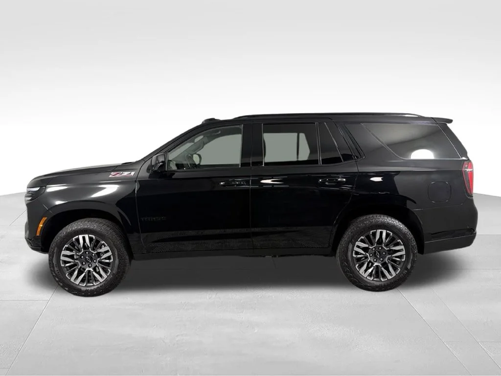 Used 2025 Black Chevrolet Z71 image 7
