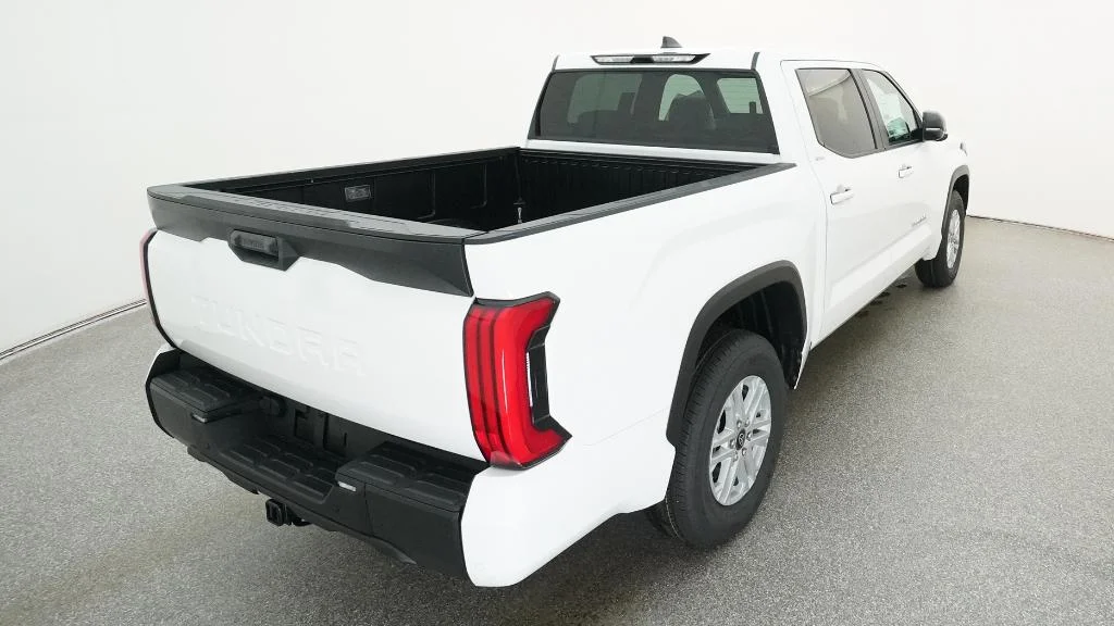New 2026 Ice Cap Toyota SR5 image 25