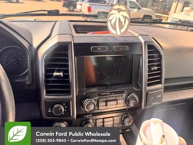 Used 2017 Black Ford XLT image 12