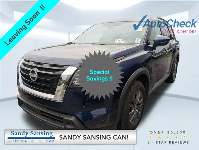 2025 Nissan Pathfinder SV