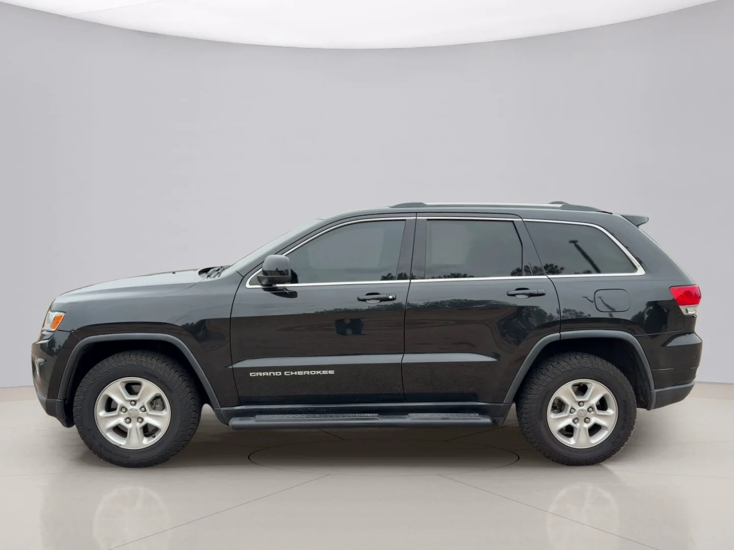 Used 2015 Black Jeep LAREDO image 2